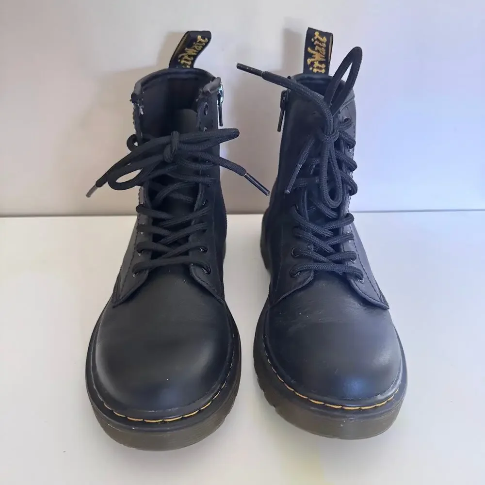 Dr. Martens Softy T Leather Lace Up Boots in Black Size 2 Juniors 1460